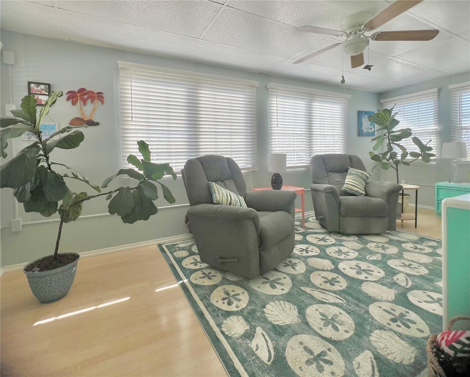 Image 19 of 64 For 1100 Belcher Road S 604