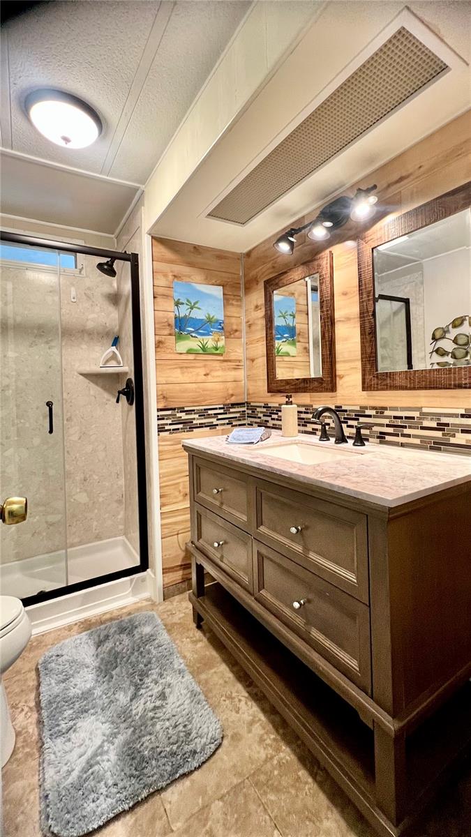 Image 33 of 64 For 1100 Belcher Road S 604