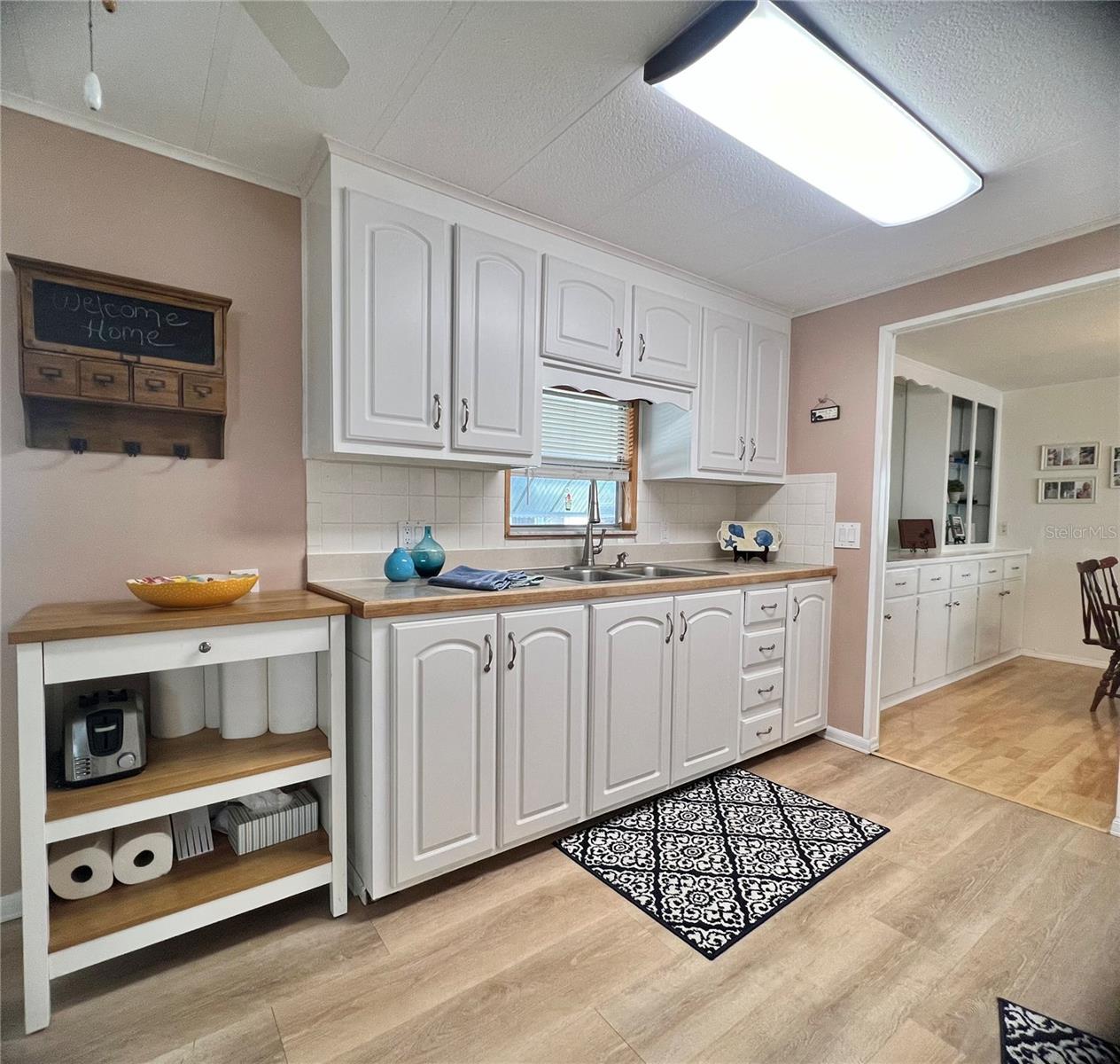 Image 6 of 64 For 1100 Belcher Road S 604