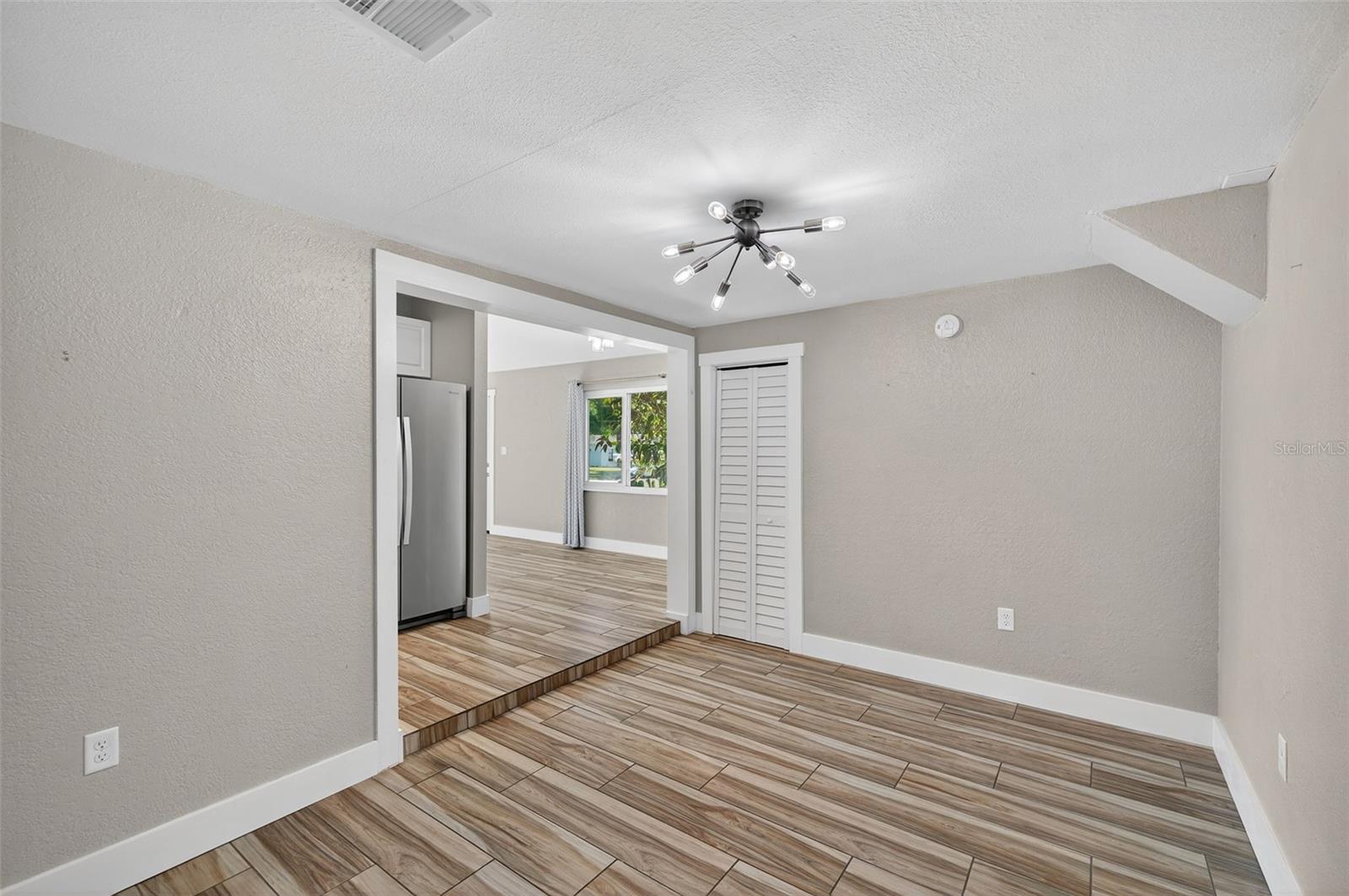 Image 13 of 42 For 2470 47th Street S