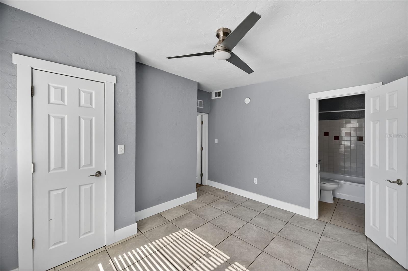 Image 30 of 42 For 2470 47th Street S