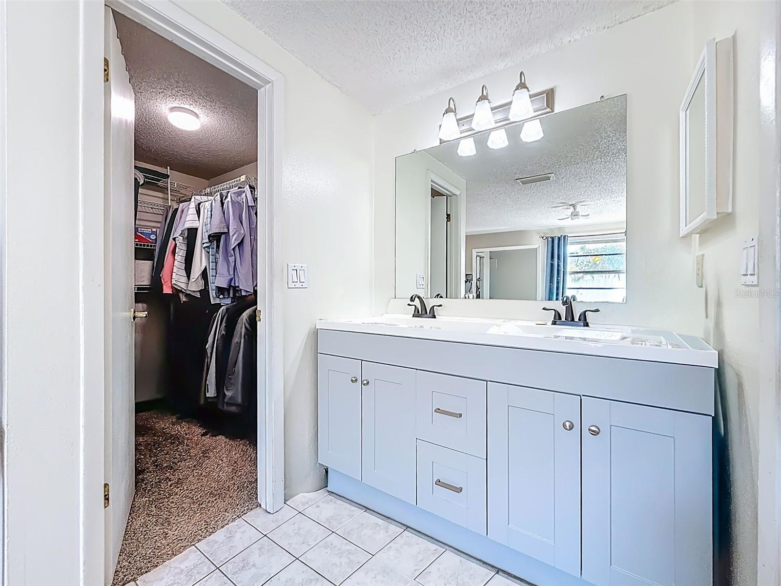 Image 22 of 55 For 9214 Roundwood Court