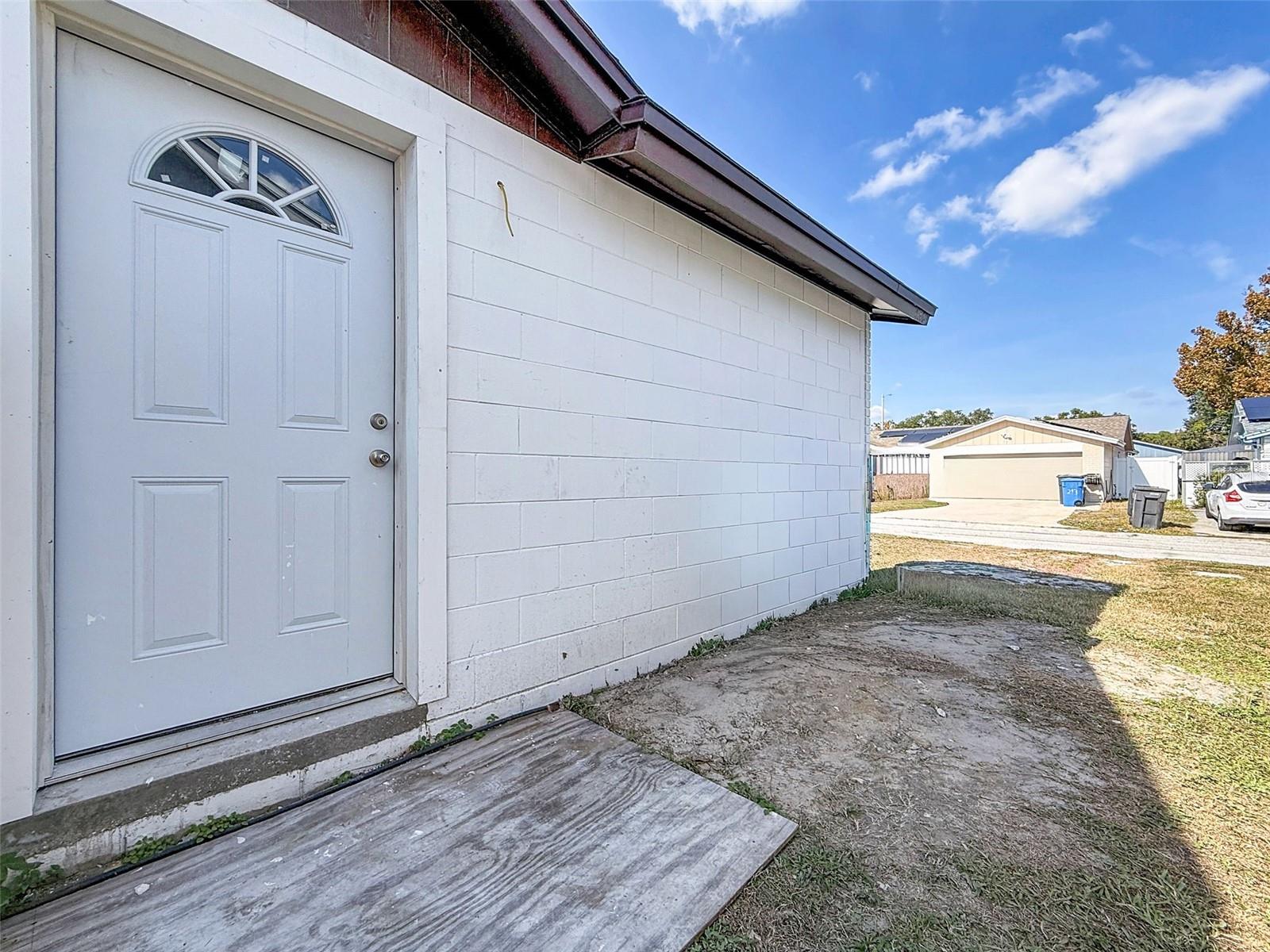 Image 36 of 55 For 9214 Roundwood Court