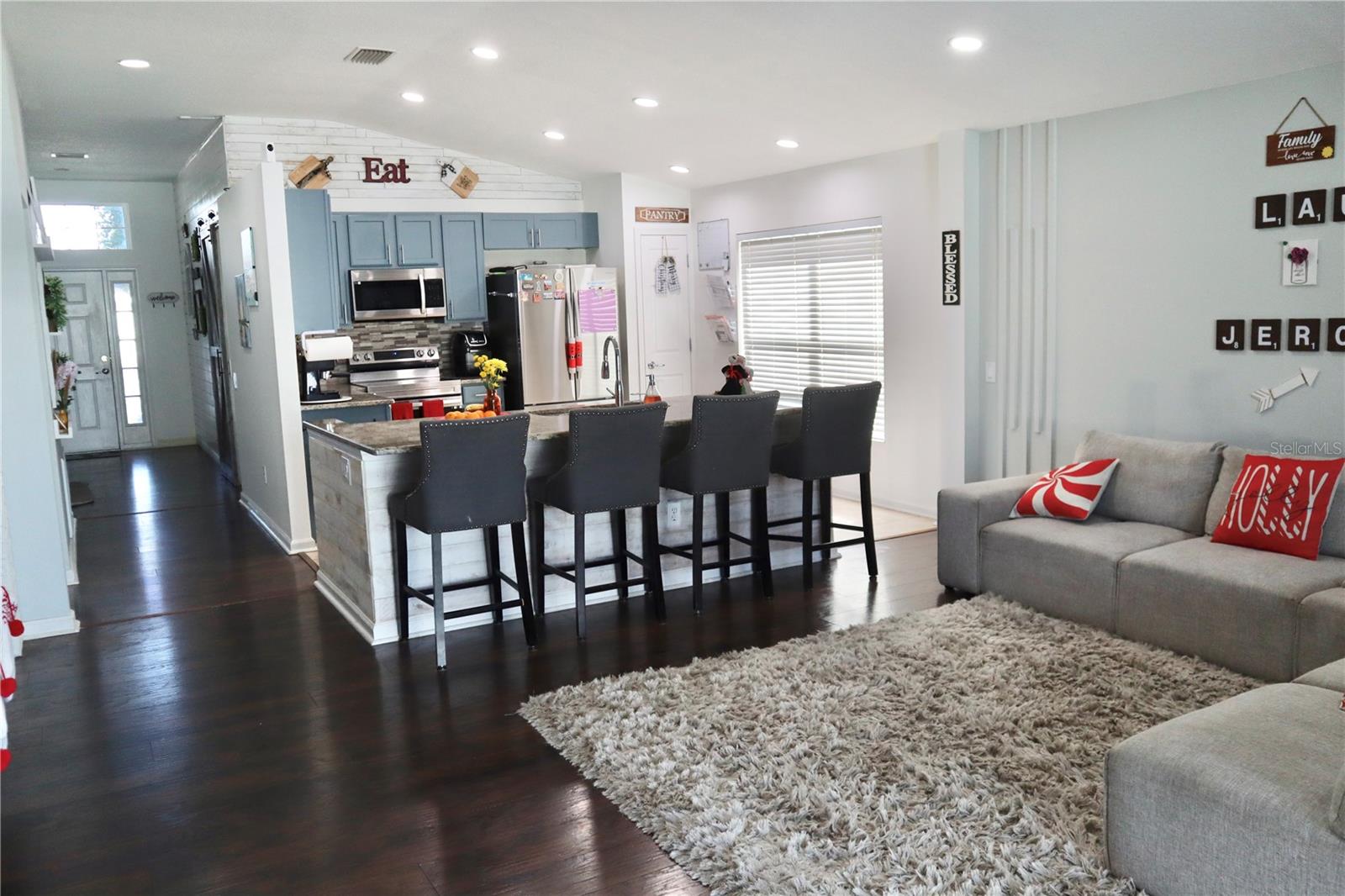 Image 22 of 54 For 398 Sea Holly Drive