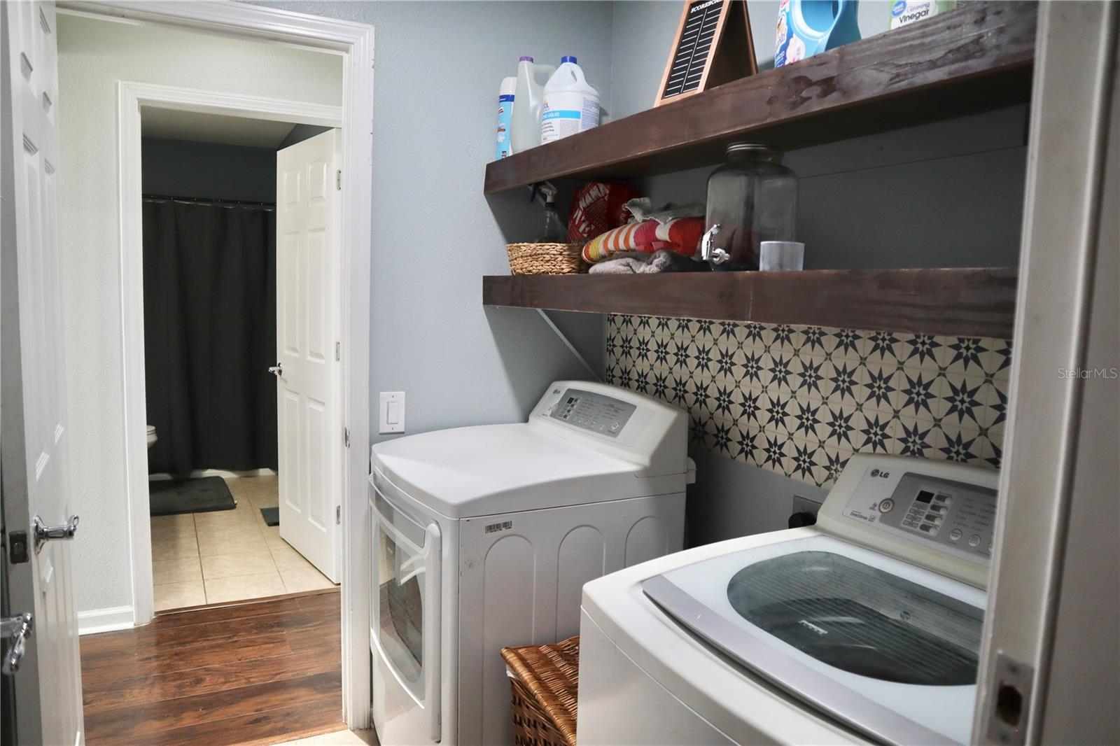 Image 25 of 54 For 398 Sea Holly Drive