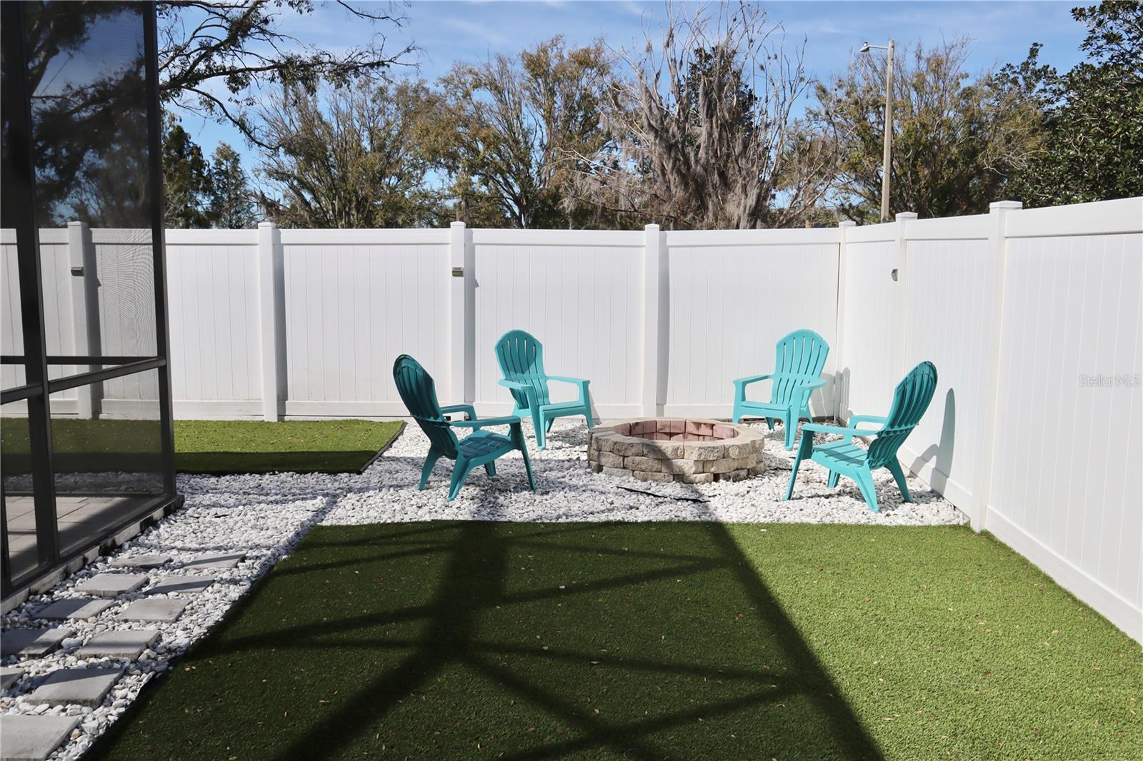 Image 40 of 54 For 398 Sea Holly Drive