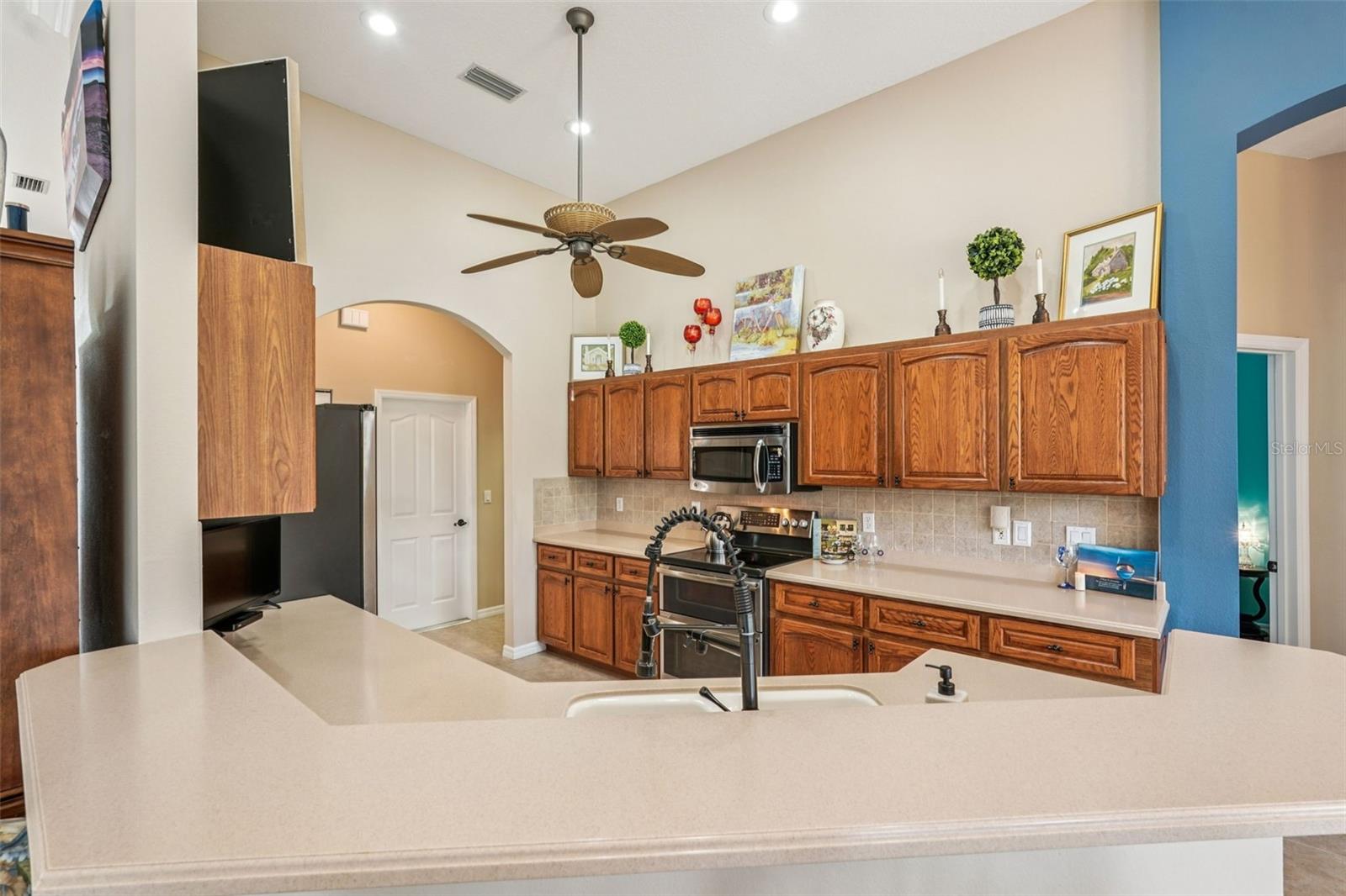 Image 13 of 66 For 626 May Apple Way