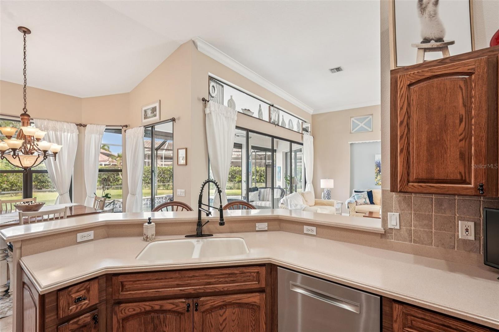 Image 14 of 66 For 626 May Apple Way