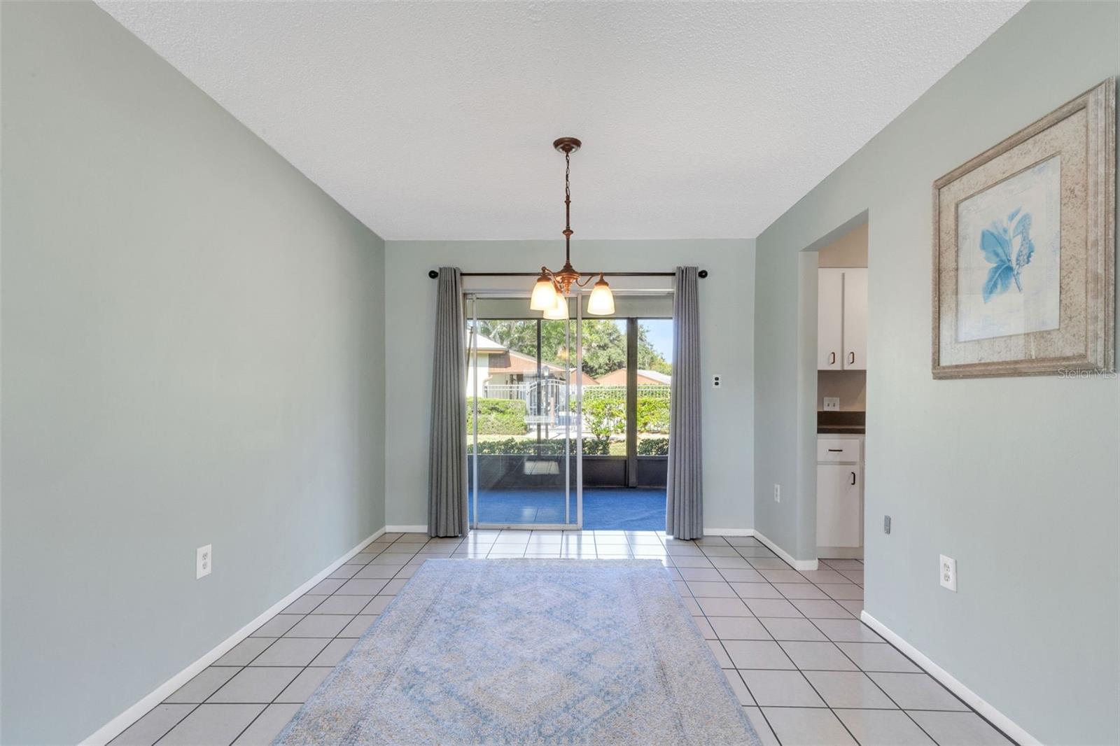 Image 10 of 65 For 4215 Bay Drive 203