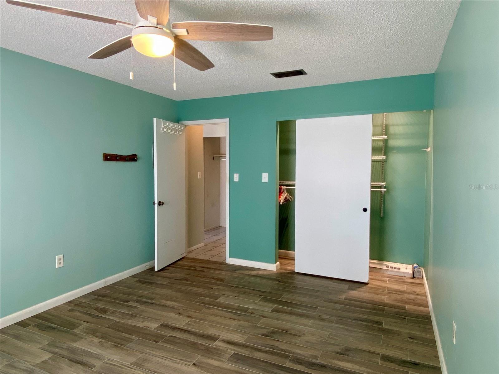 Image 30 of 65 For 4215 Bay Drive 203