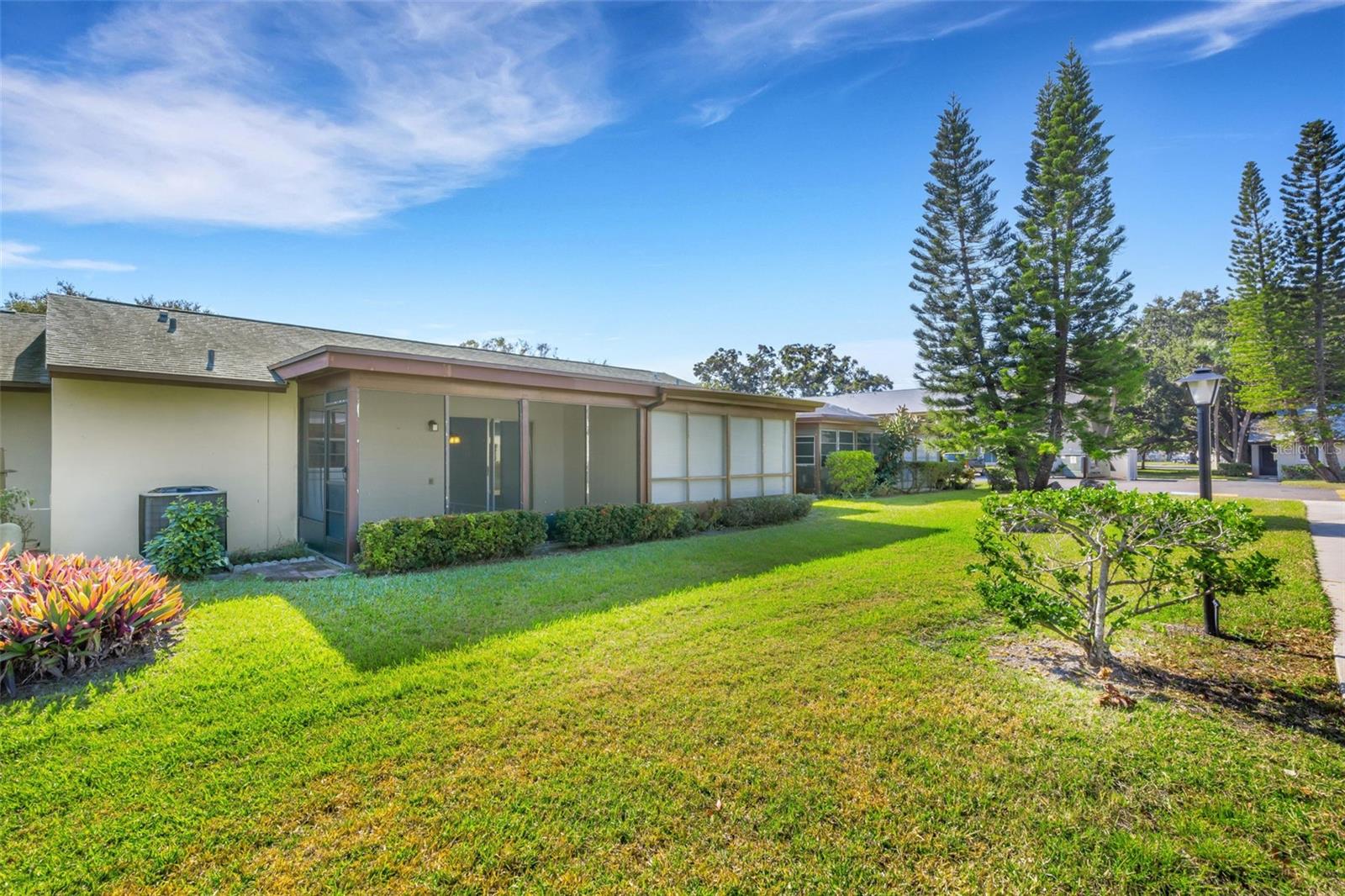 Image 36 of 65 For 4215 Bay Drive 203