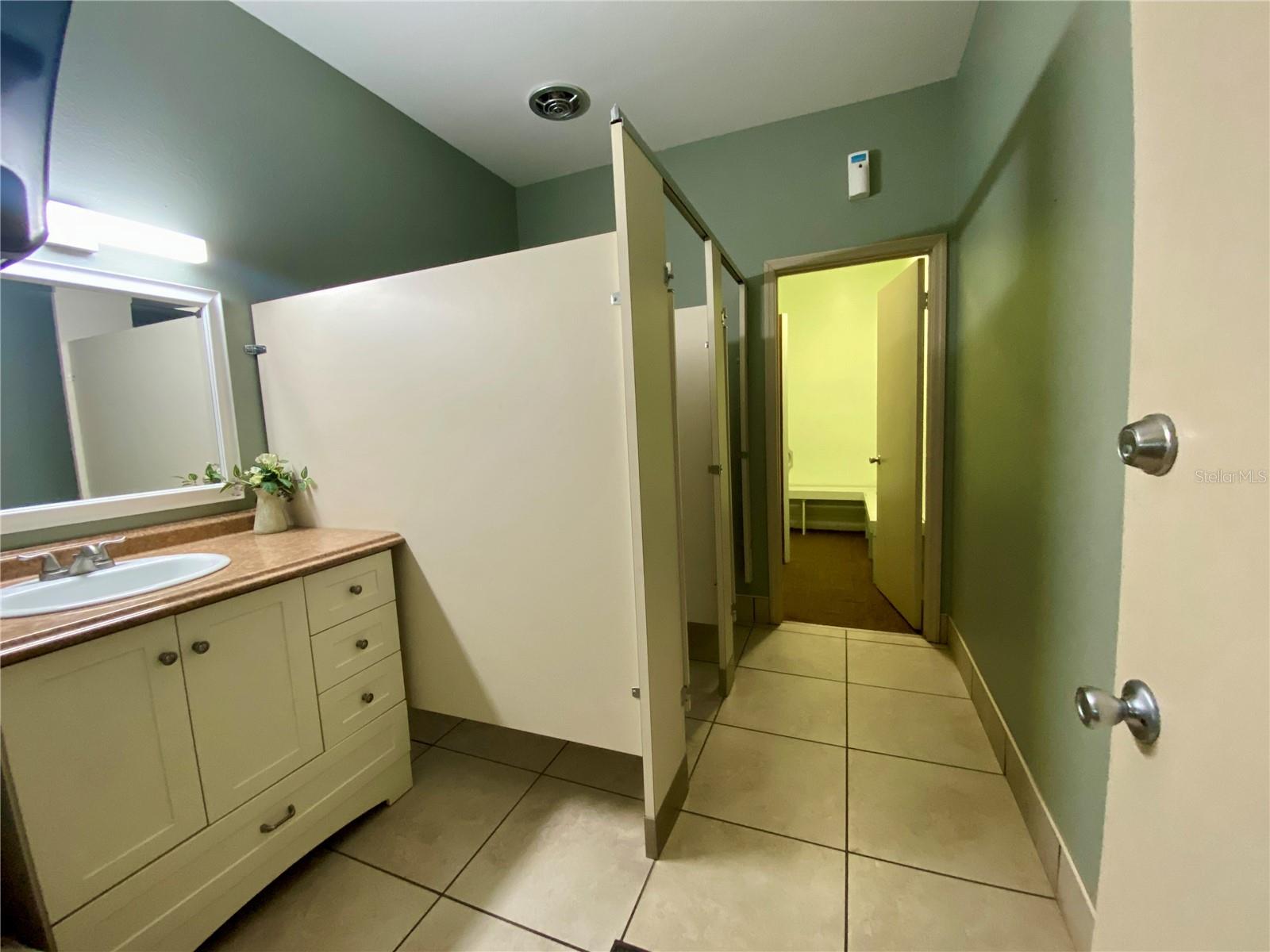 Image 61 of 65 For 4215 Bay Drive 203