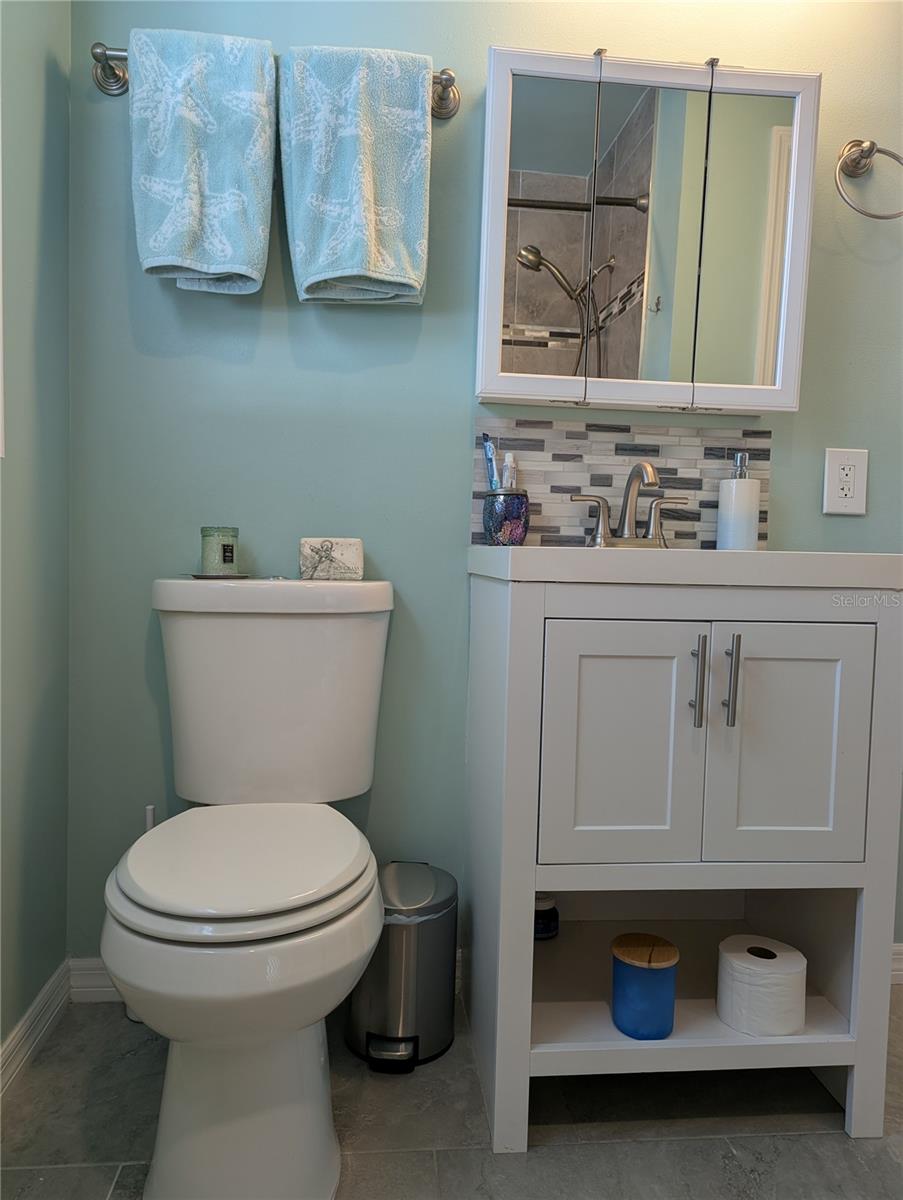 Listing photo id 20 for 3530 8th Avenue N