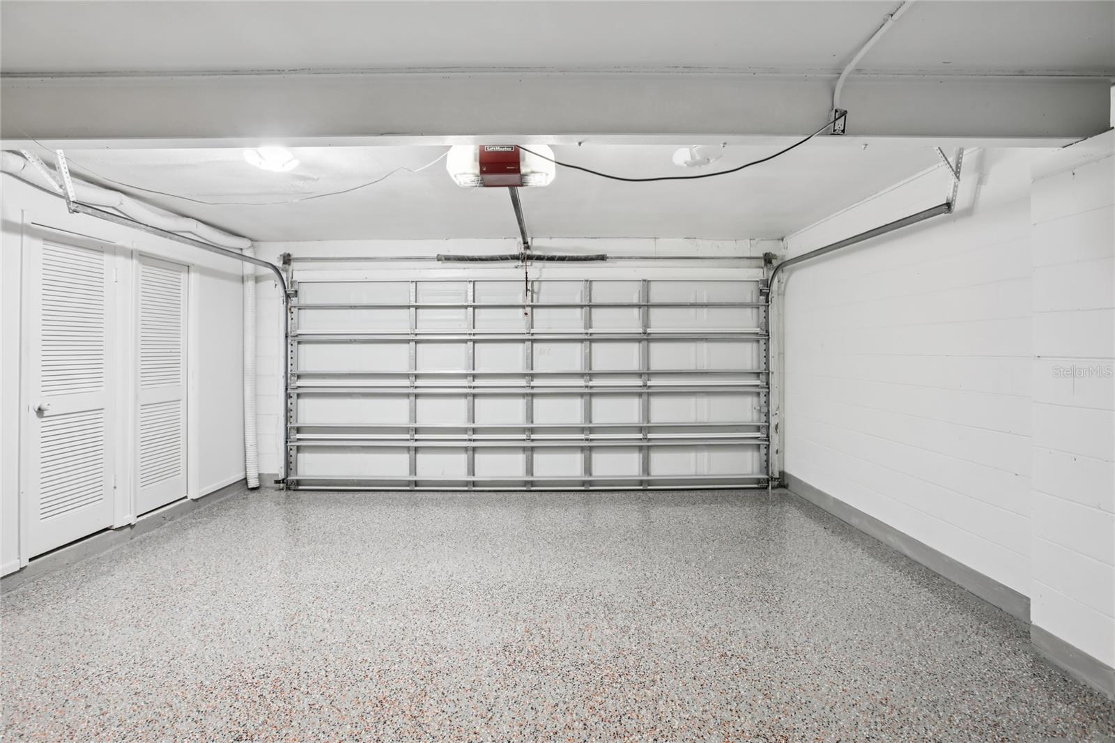 Image 23 of 35 For 2906 Lichen Lane B