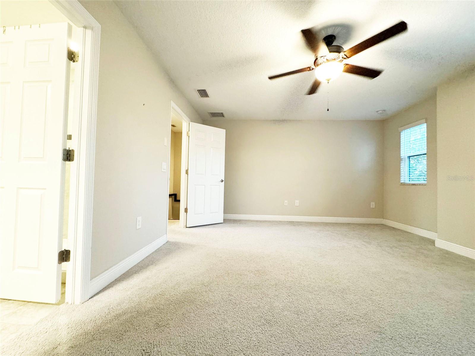 Image 27 of 77 For 12526 Rangeland Boulevard