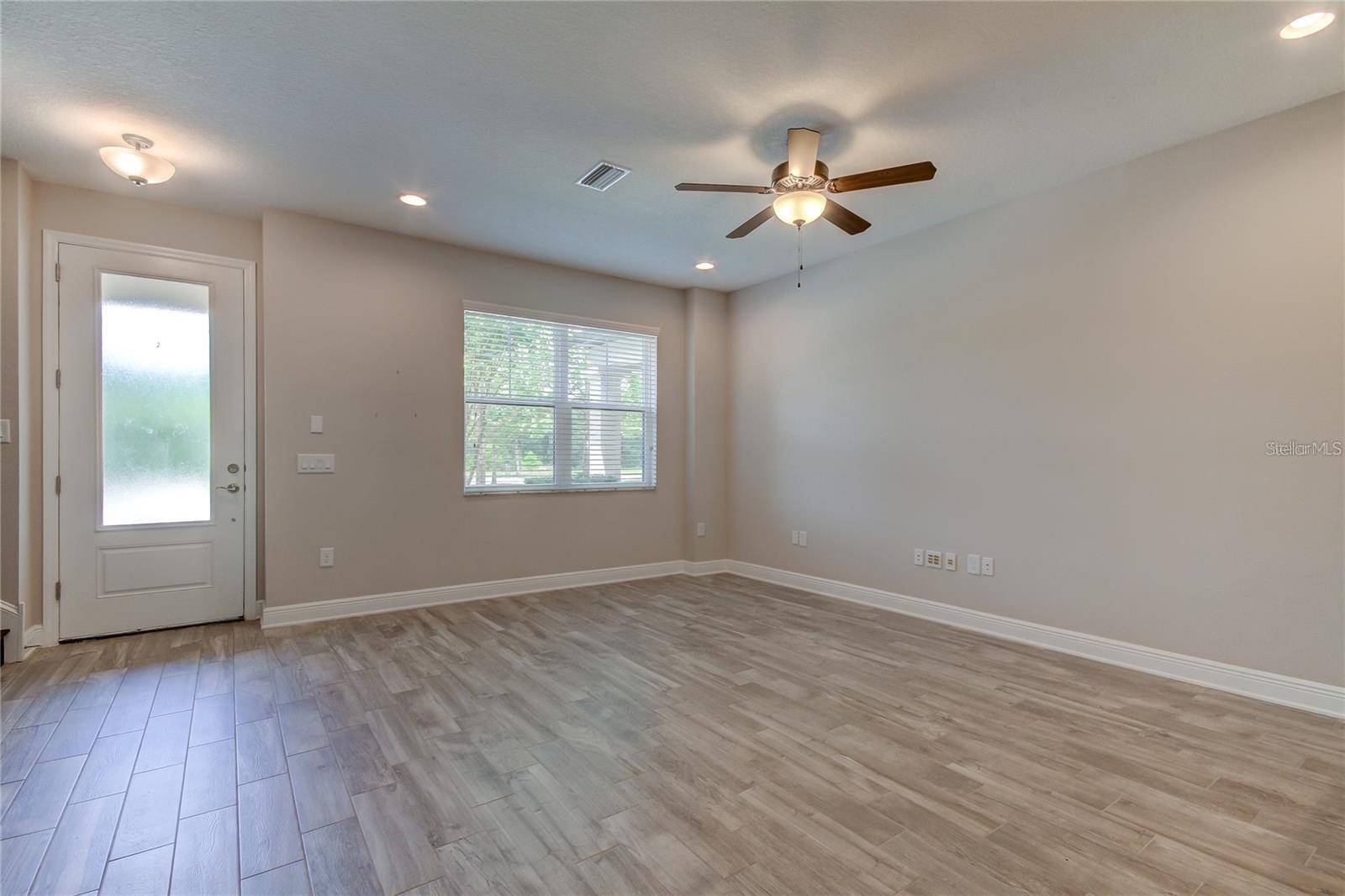 Image 3 of 77 For 12526 Rangeland Boulevard