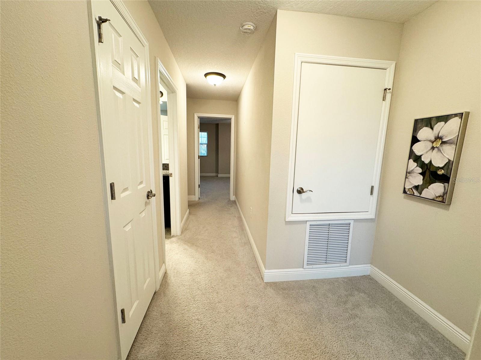 Image 33 of 77 For 12526 Rangeland Boulevard