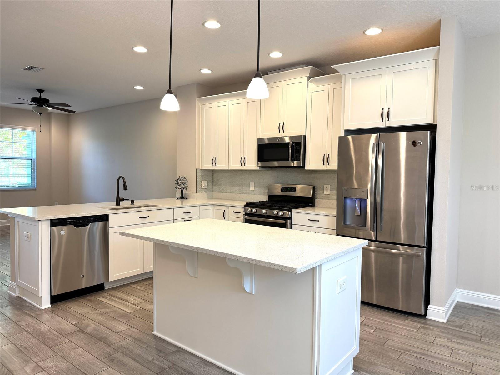 Image 9 of 77 For 12526 Rangeland Boulevard