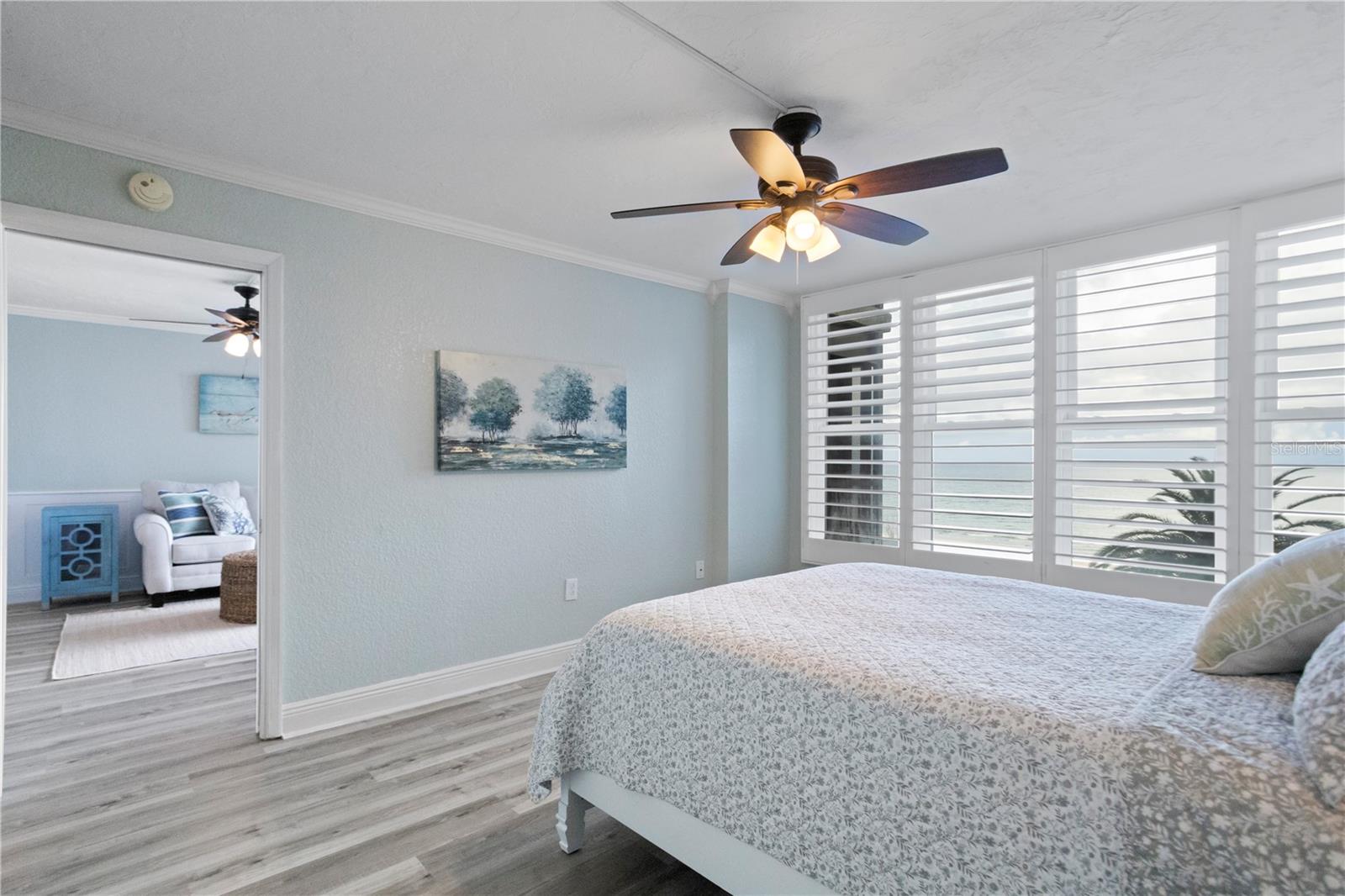 Image 18 of 32 For 18304 Gulf Boulevard 408