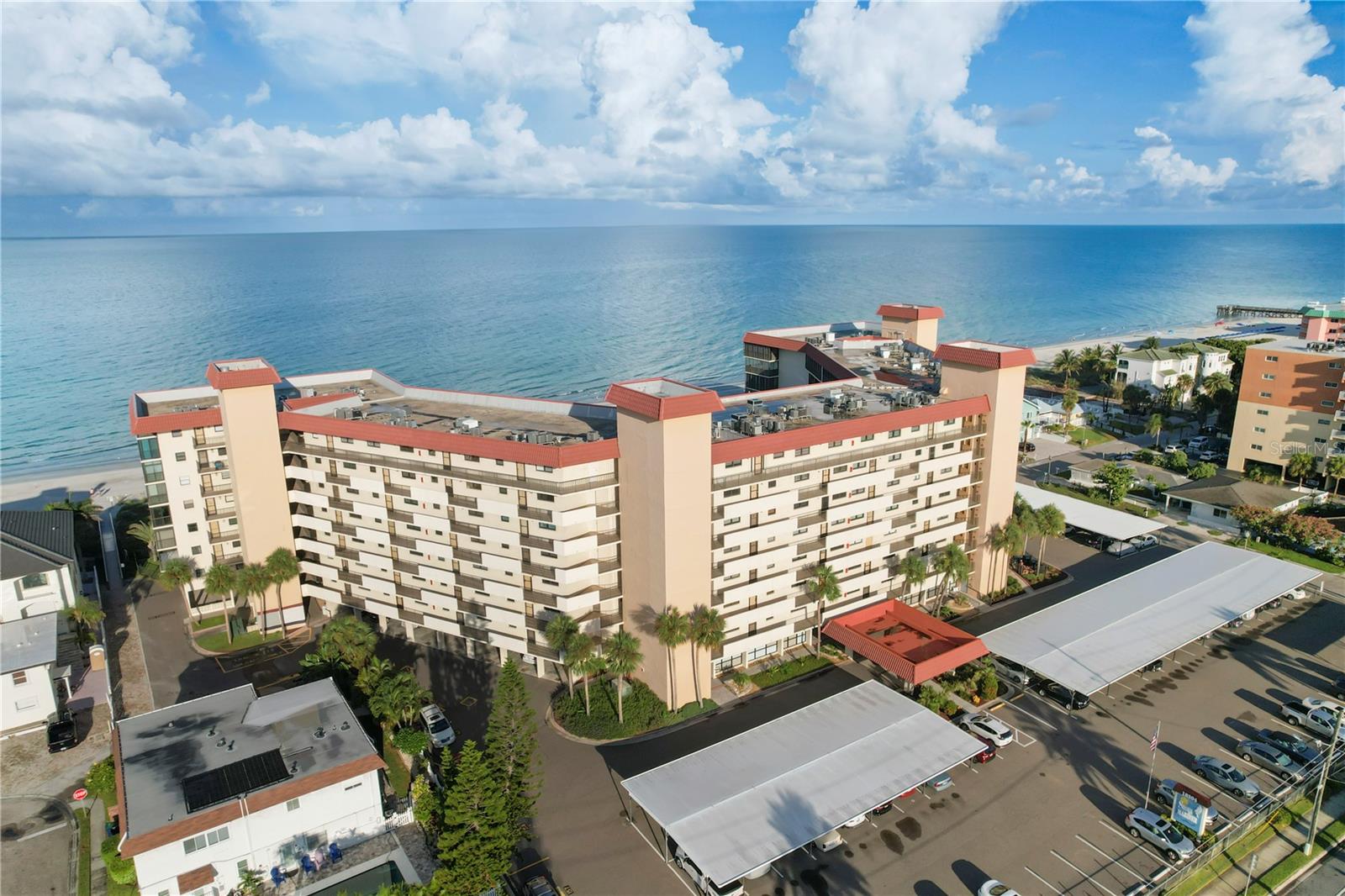 Image 2 of 32 For 18304 Gulf Boulevard 408