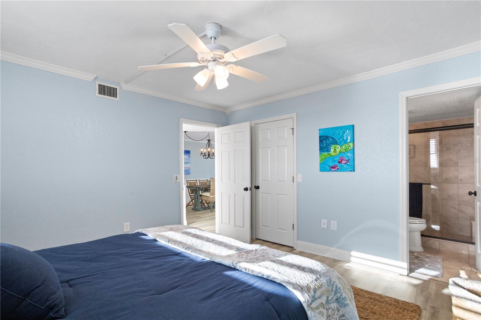 Image 22 of 32 For 18304 Gulf Boulevard 408