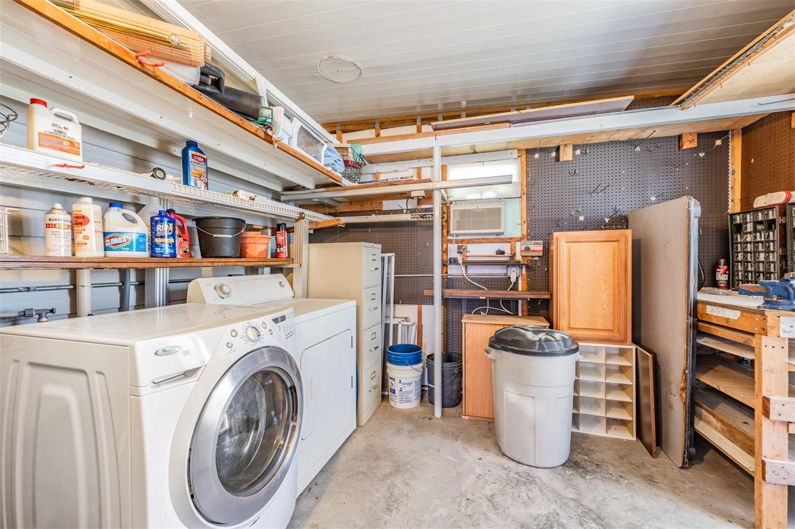 Image 28 of 44 For 37422 Neukom Avenue