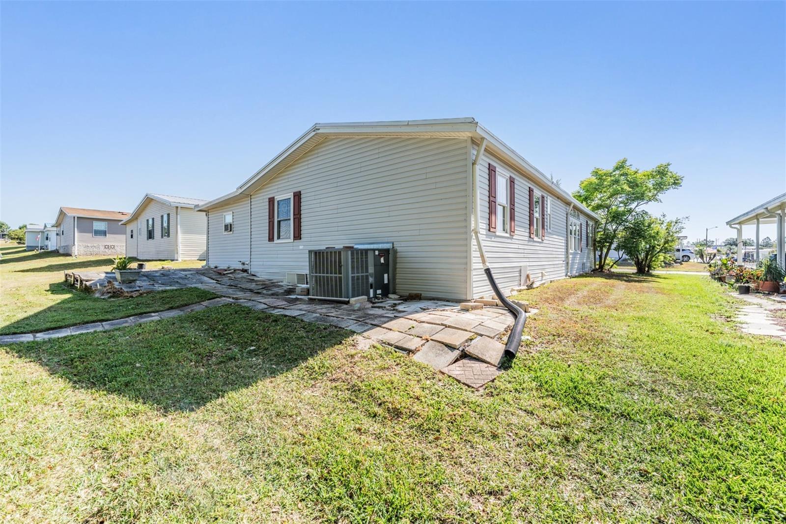 Image 30 of 44 For 37422 Neukom Avenue