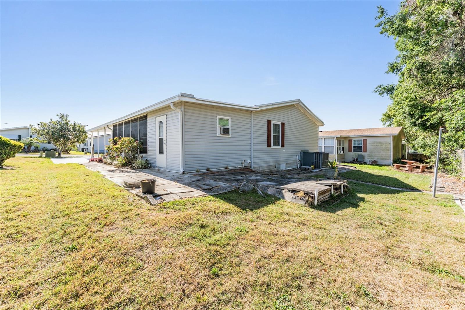 Image 31 of 44 For 37422 Neukom Avenue