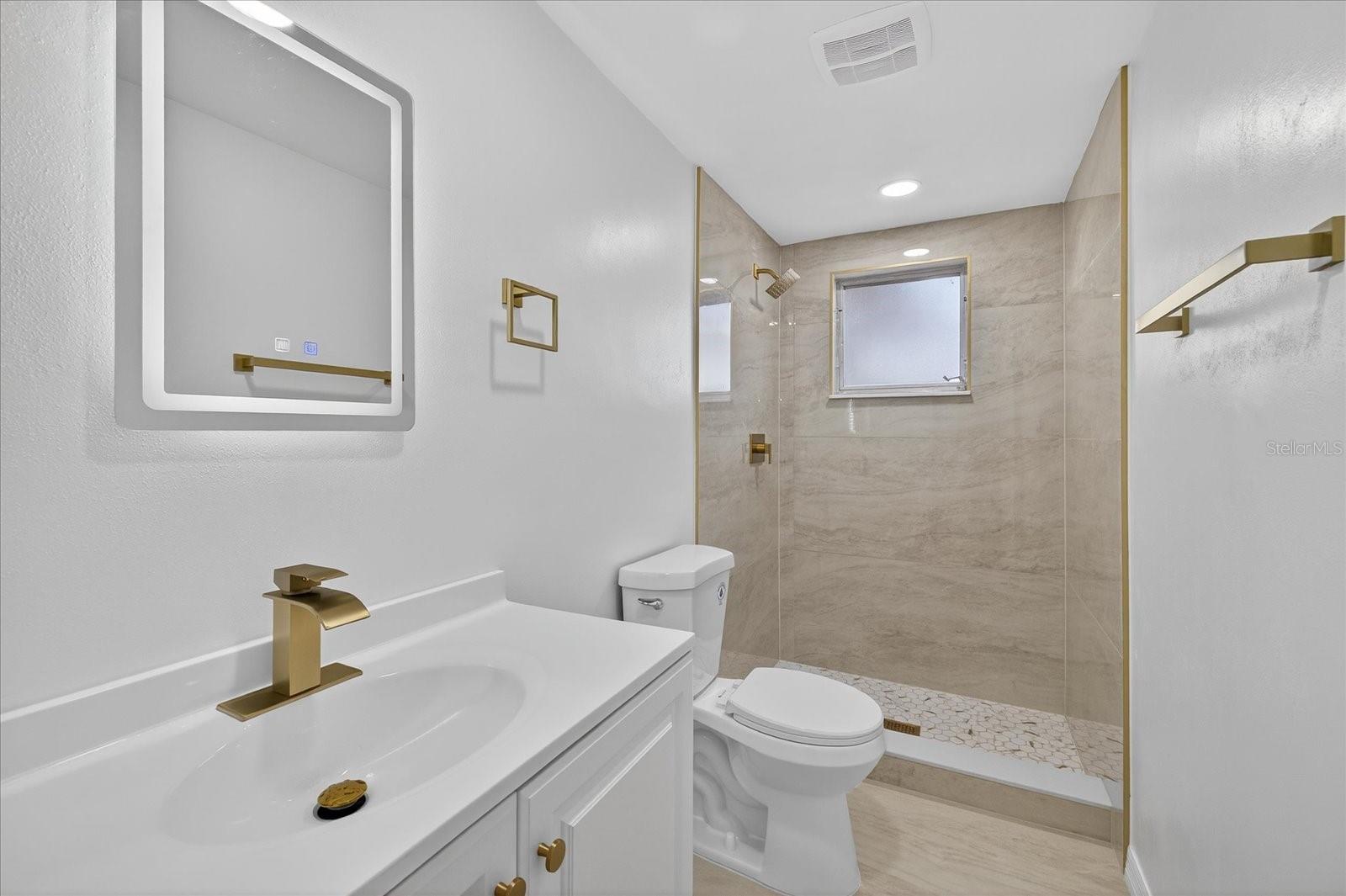 Image 19 of 35 For 6923 Tierra Verde Street