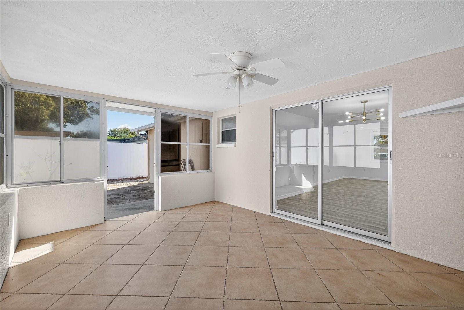 Image 27 of 35 For 6923 Tierra Verde Street