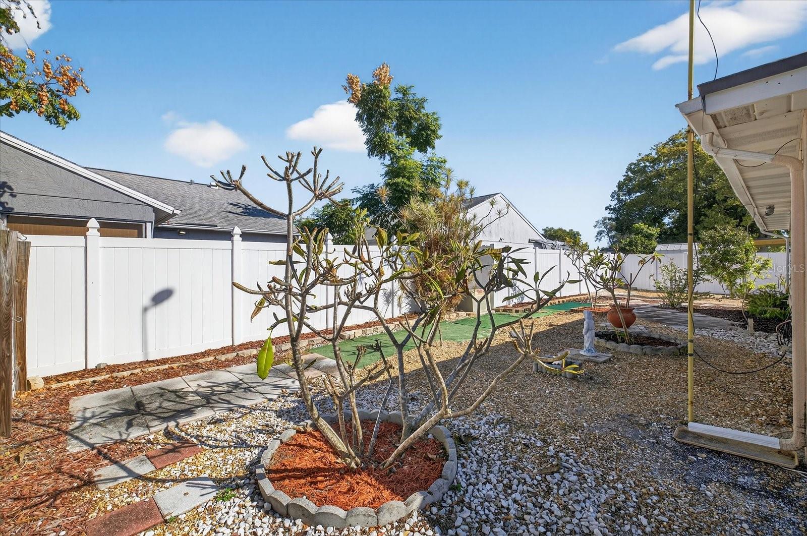 Image 33 of 35 For 6923 Tierra Verde Street