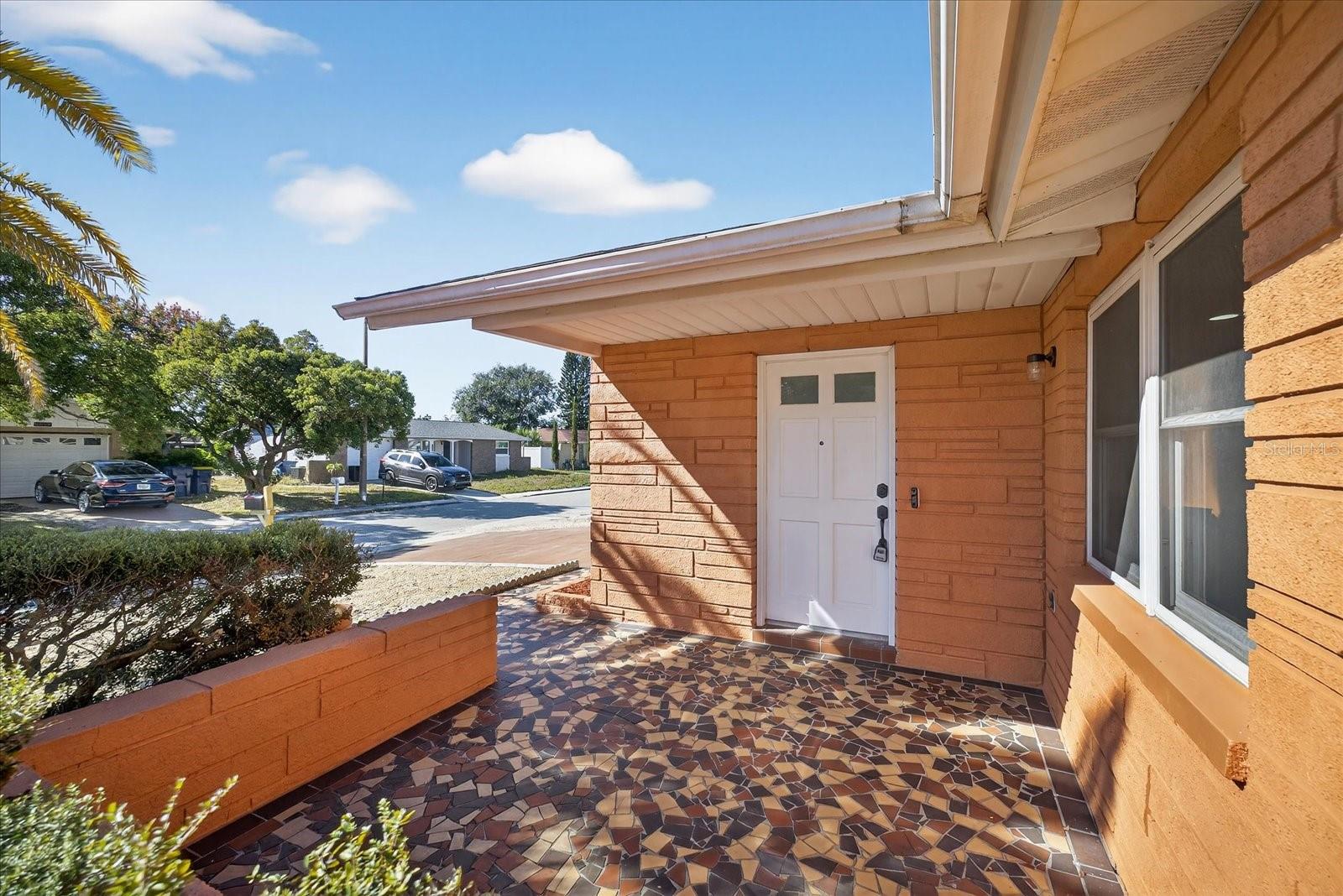 Image 7 of 35 For 6923 Tierra Verde Street