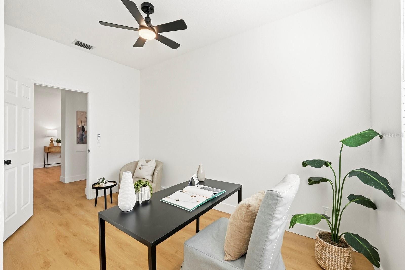 Image 17 of 42 For 18020 Sparrows Nest Drive