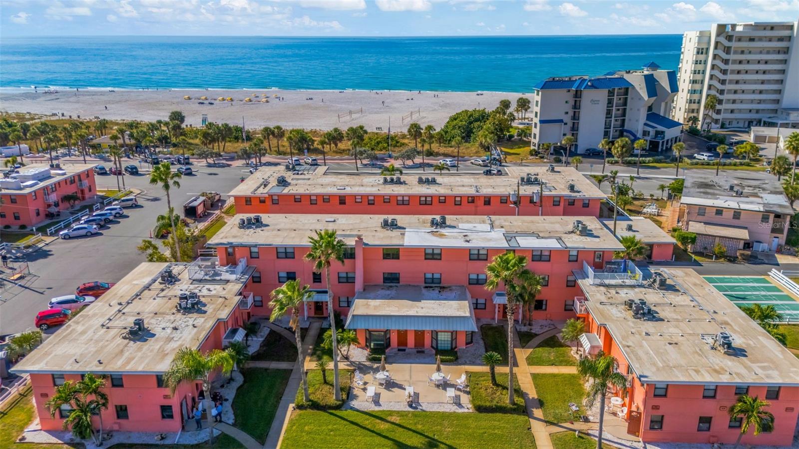 Image 28 of 36 For 6800 Sunset Way 701