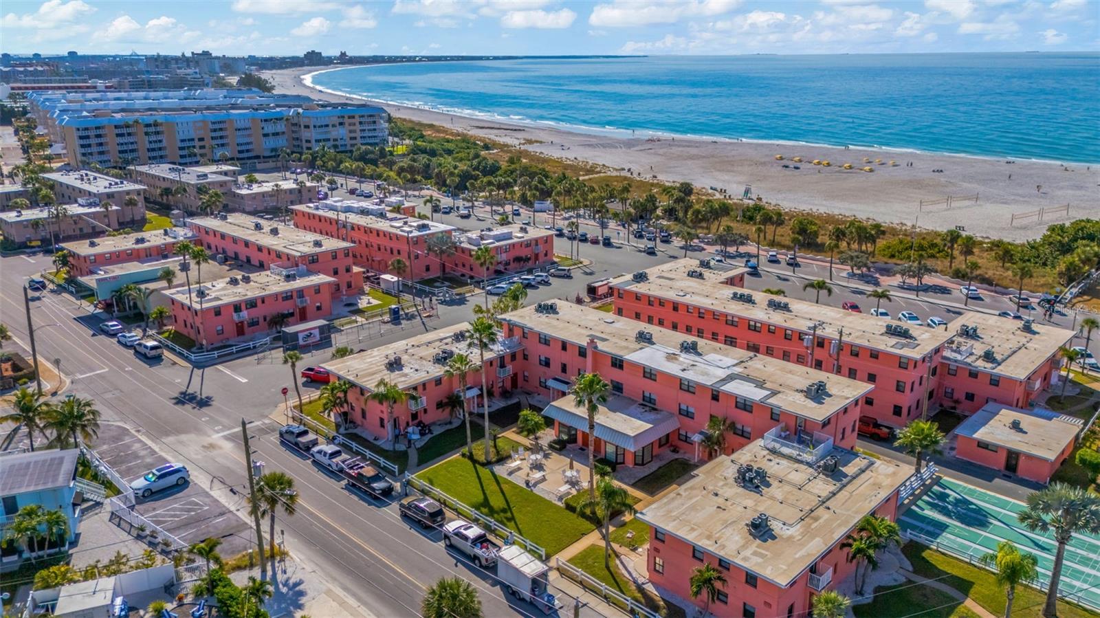 Image 29 of 36 For 6800 Sunset Way 701