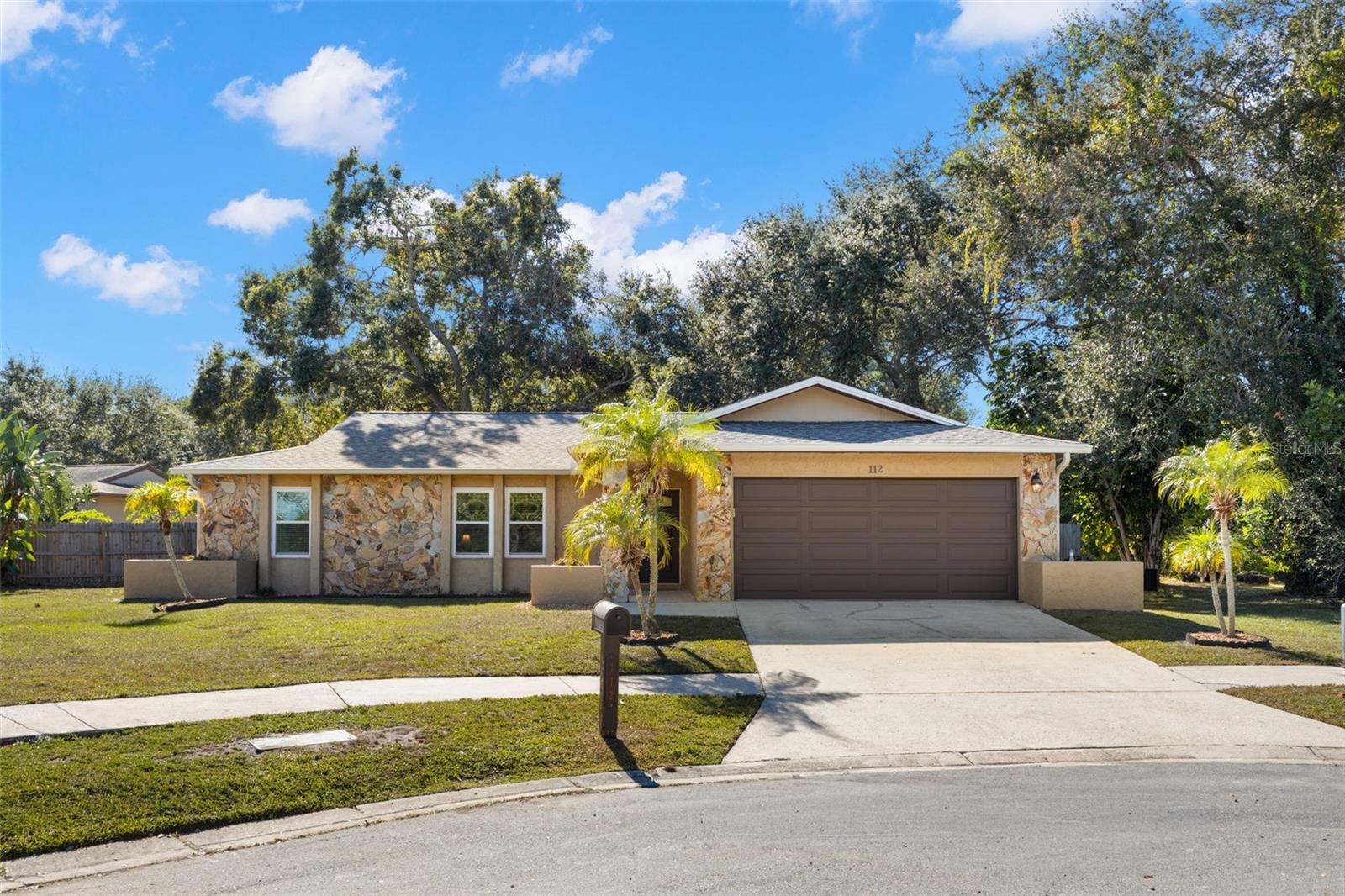 Details for 112 Meadowcross Drive, SAFETY HARBOR, FL 34695