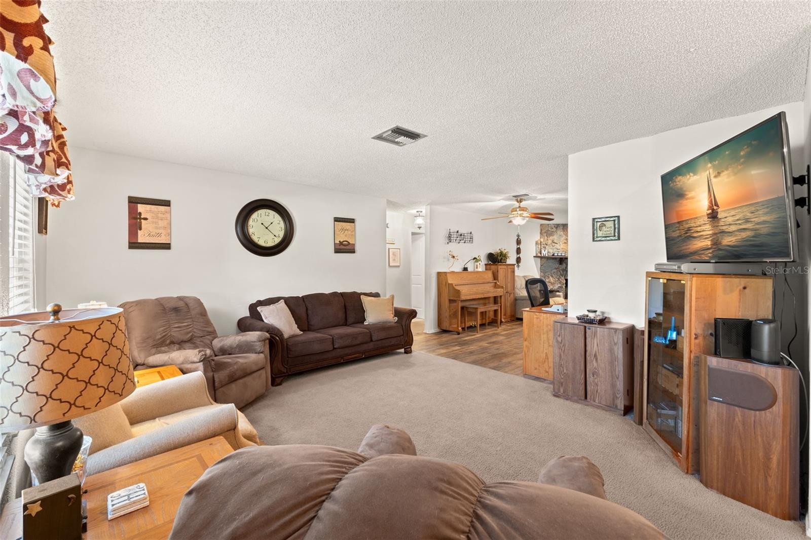 Image 14 of 33 For 112 Meadowcross Drive