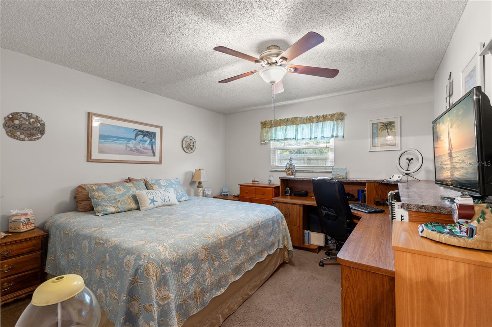 Image 27 of 33 For 112 Meadowcross Drive