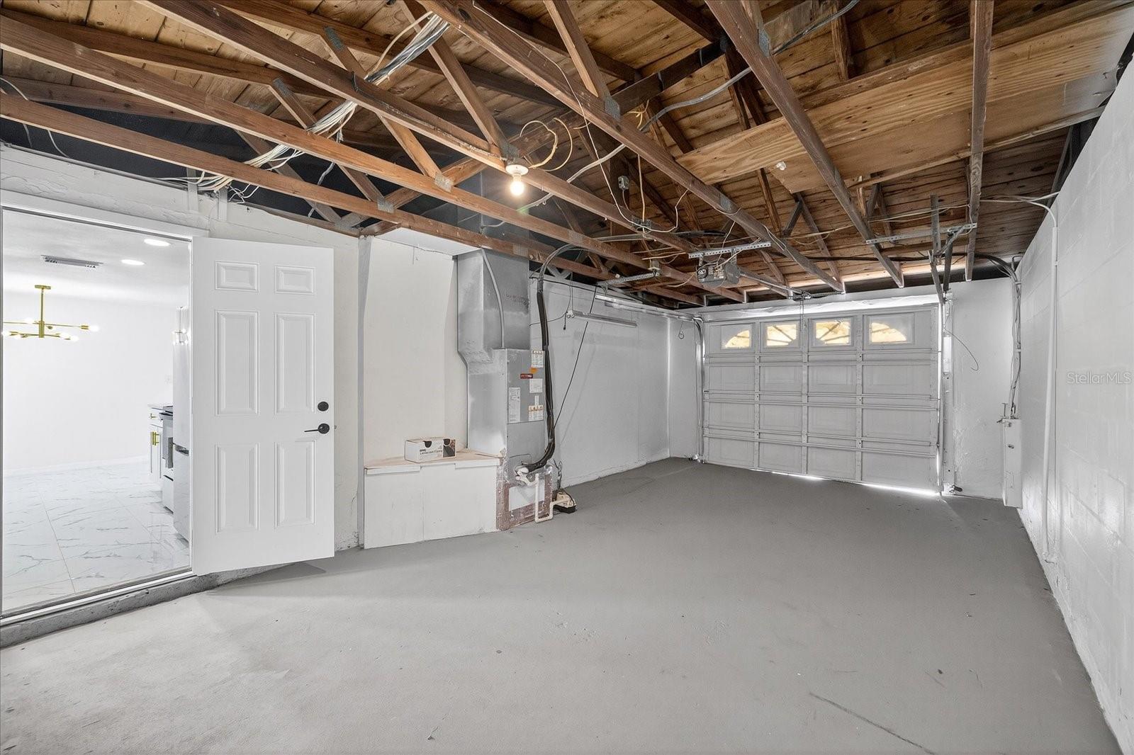 Image 21 of 31 For 7617 Christina Lane