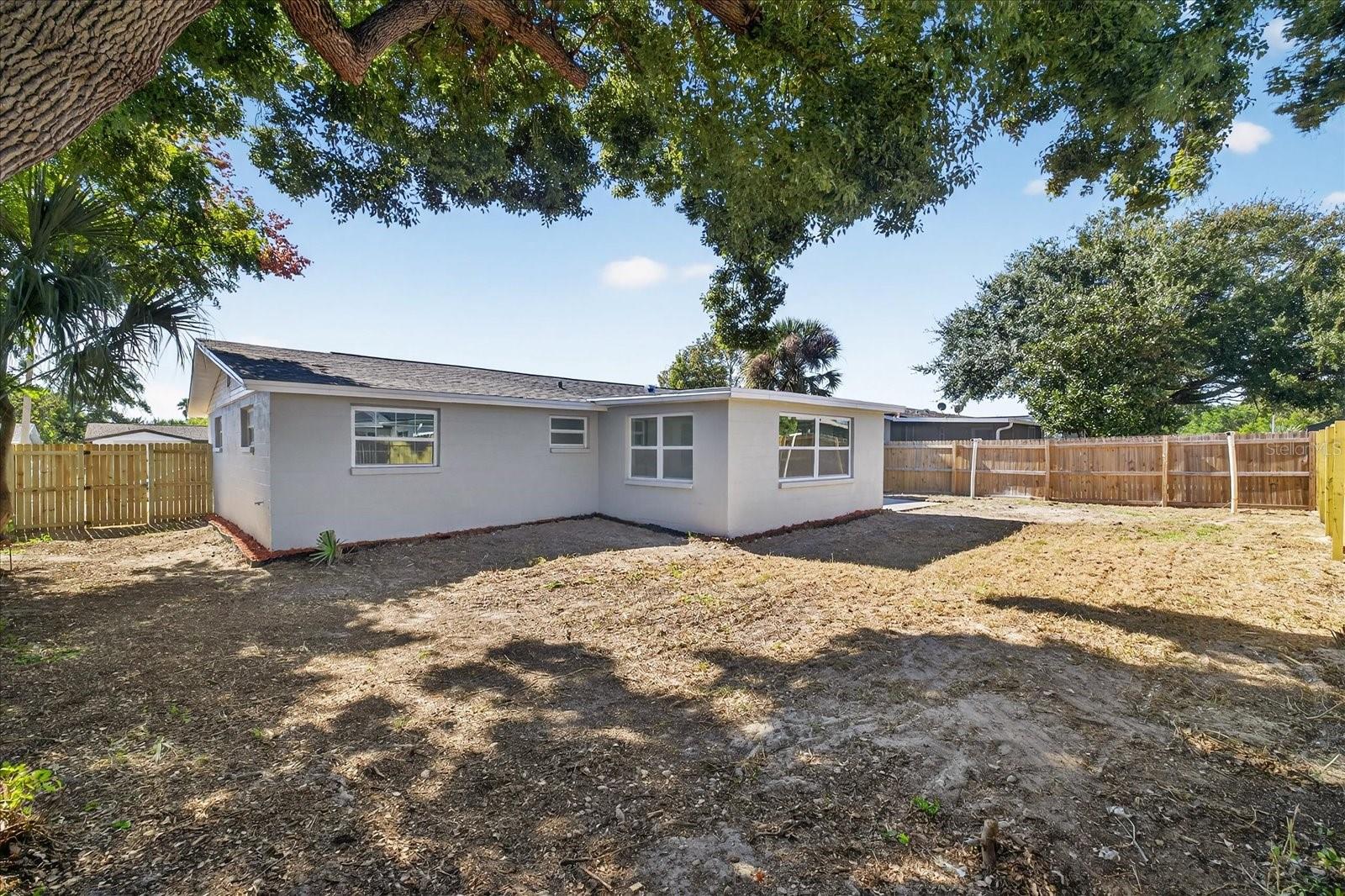 Image 22 of 31 For 7617 Christina Lane