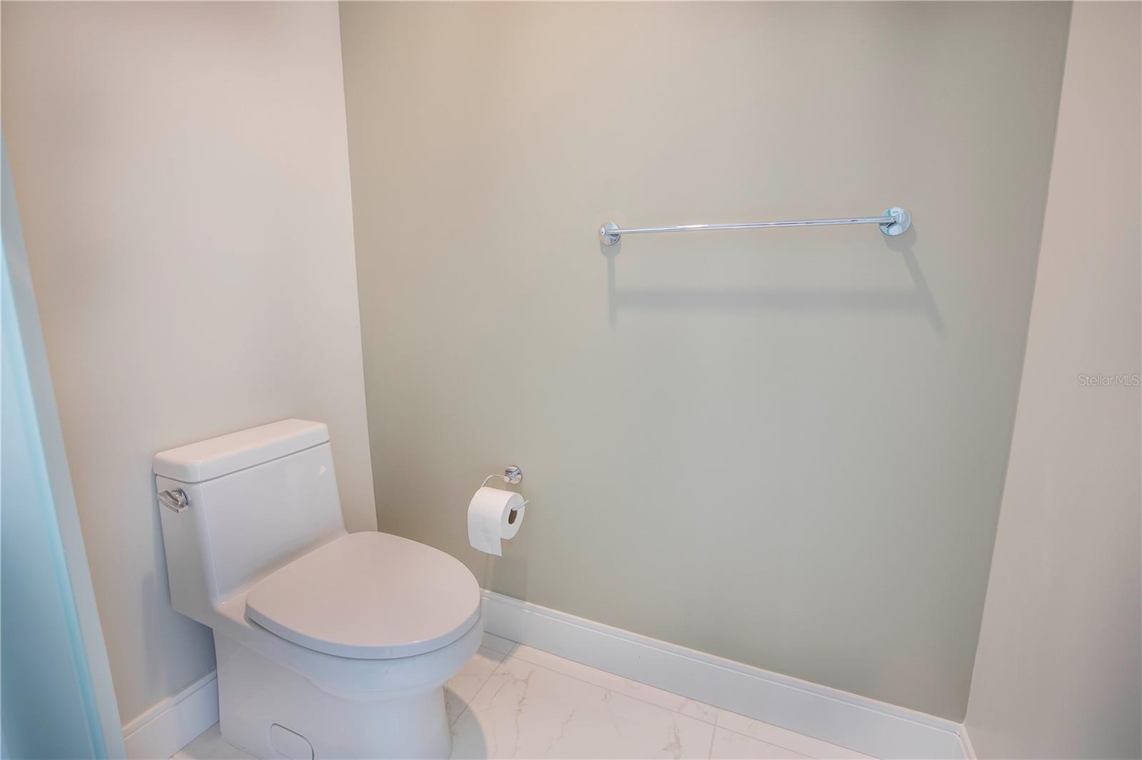 Listing photo id 26 for 100 1st Avenue N 1804