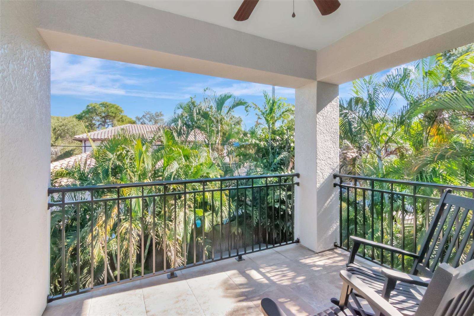 Image 11 of 41 For 3902 Drexel Avenue