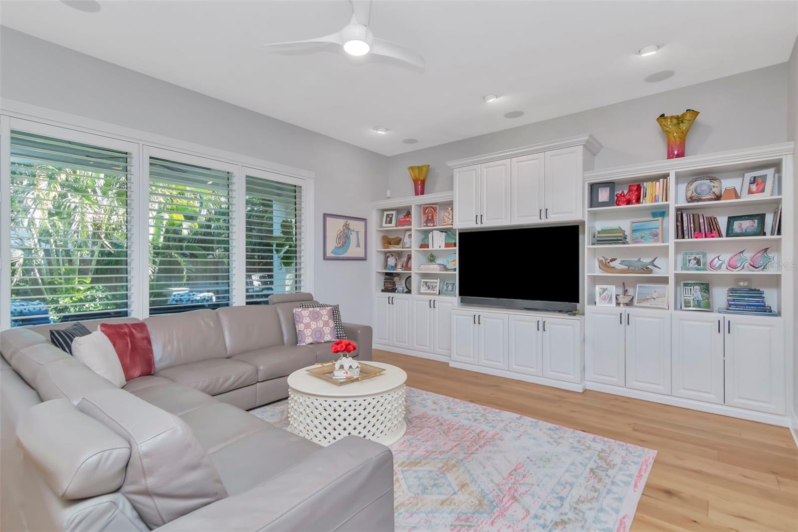 Image 12 of 41 For 3902 Drexel Avenue