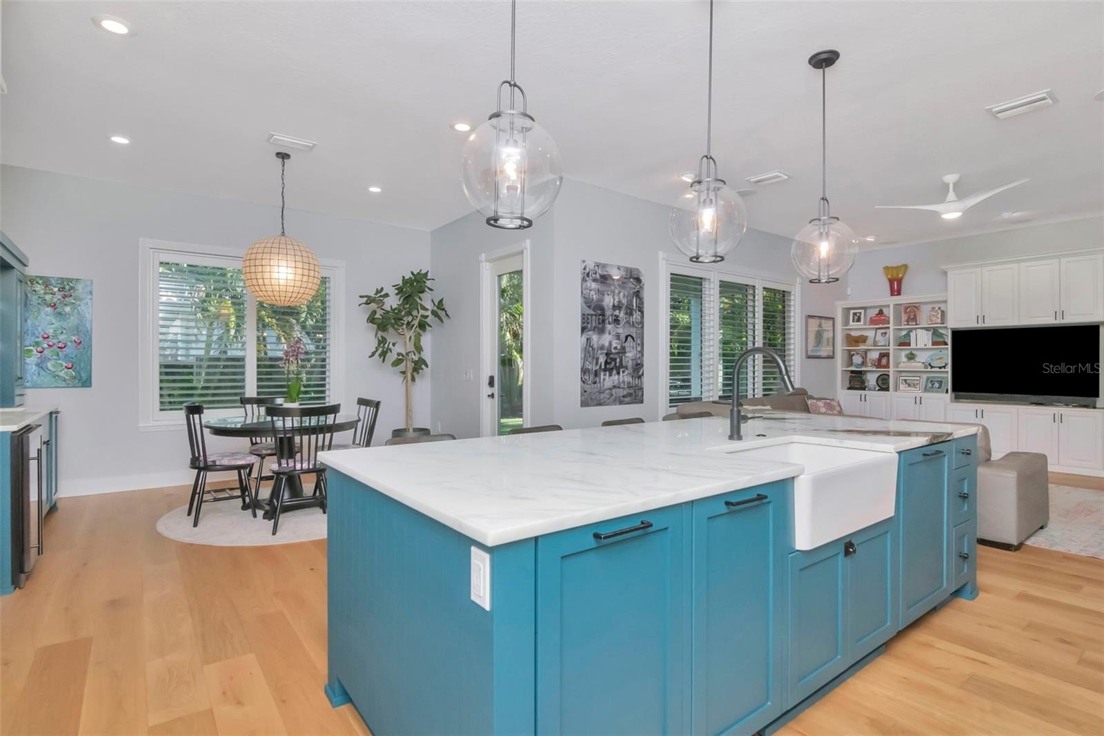 Image 14 of 41 For 3902 Drexel Avenue