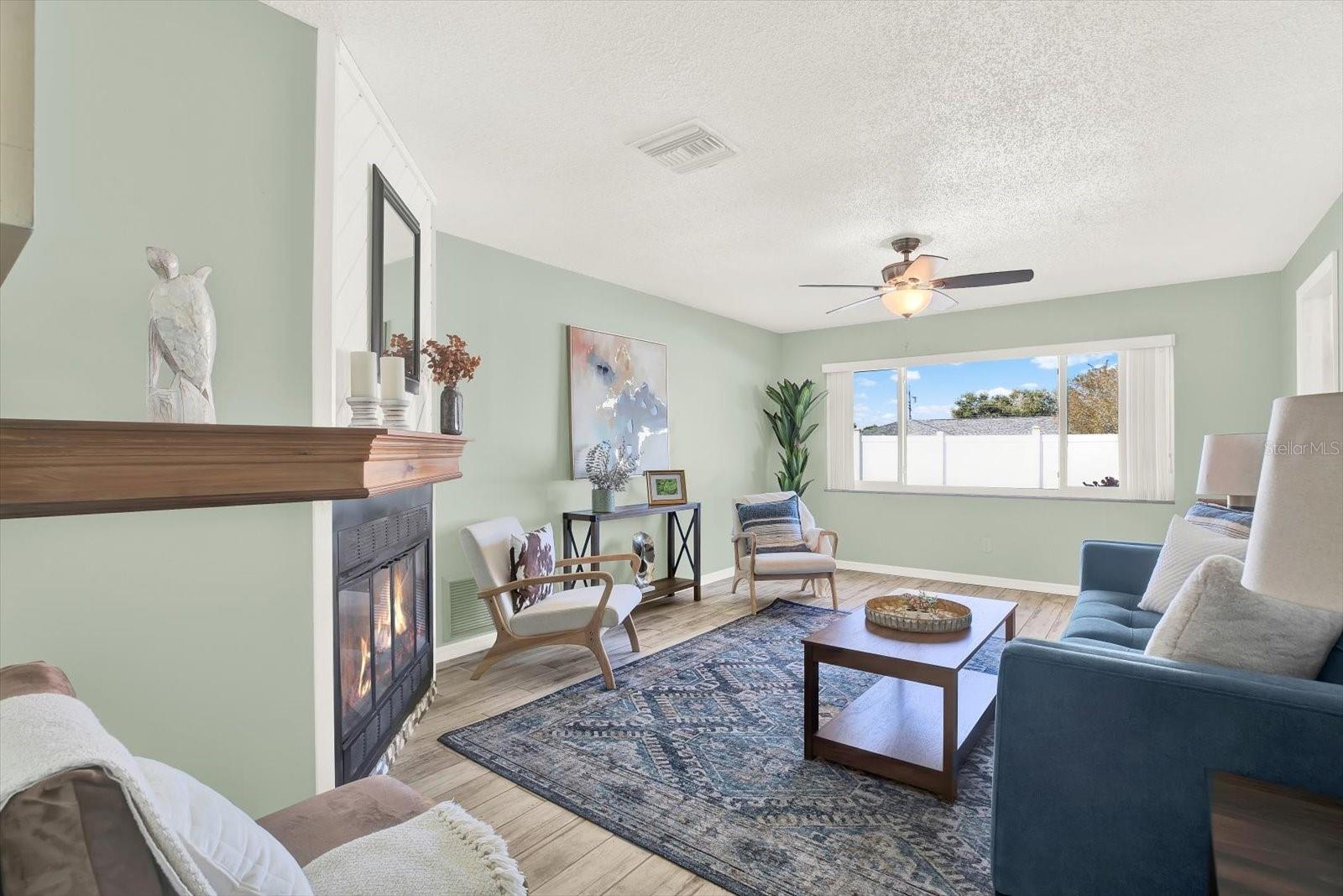 Image 5 of 29 For 13697 San Rafael Drive