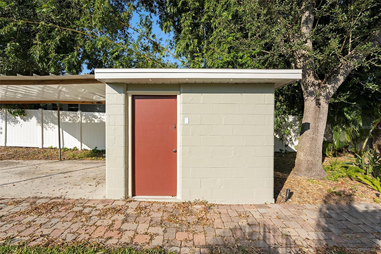 Image 29 of 31 For 309 Osborne Avenue