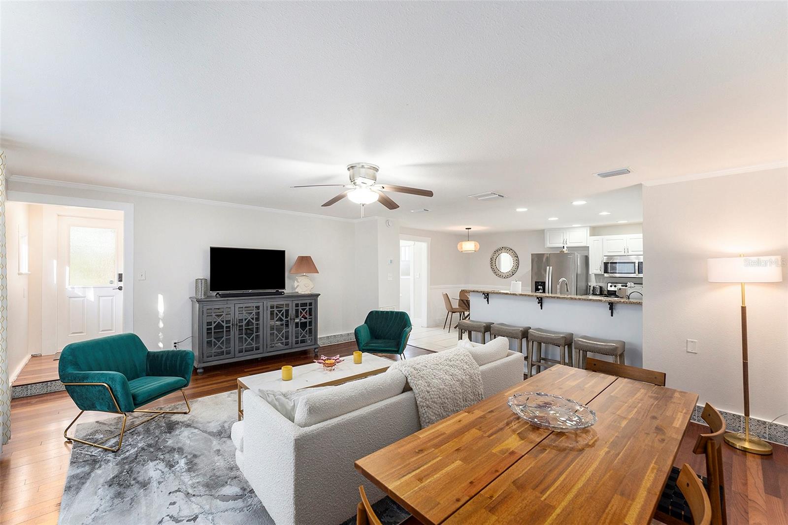 Image 8 of 31 For 309 Osborne Avenue