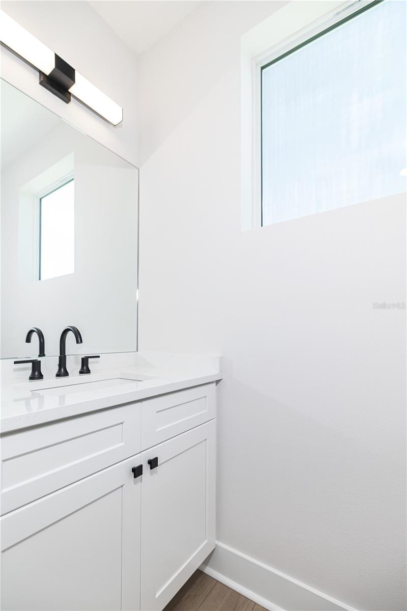 Image 14 of 37 For 17 29th Street N