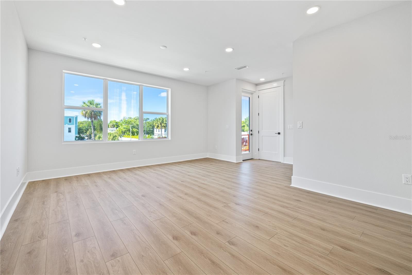 Image 9 of 37 For 17 29th Street N