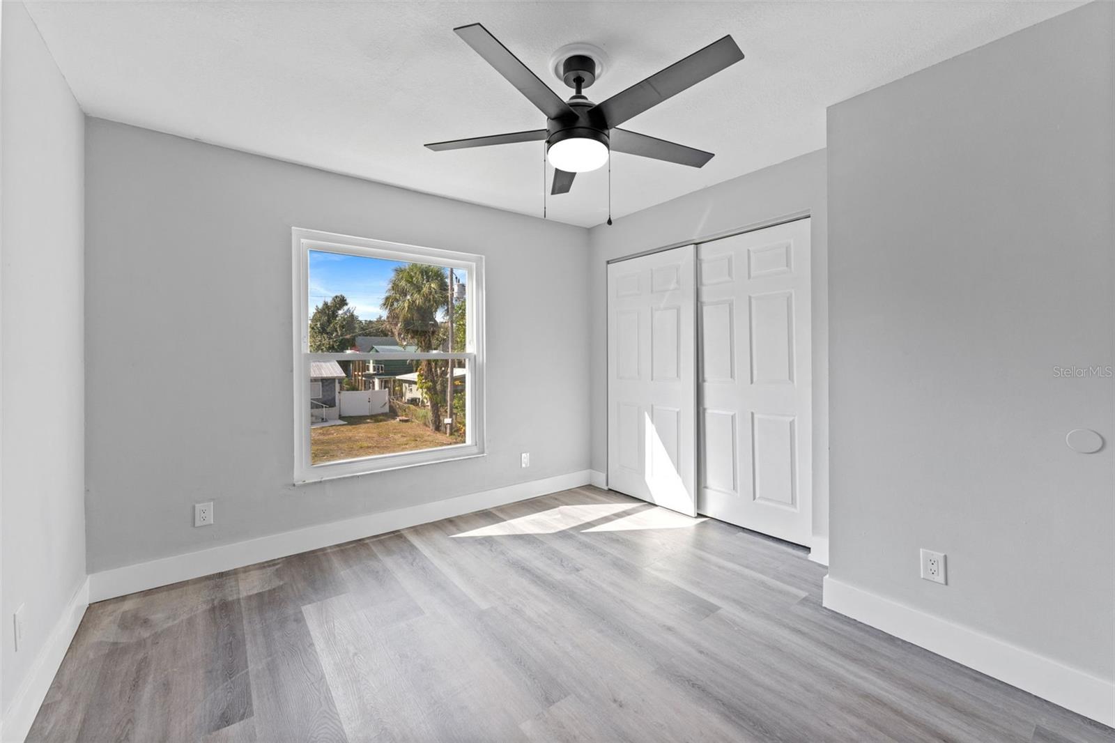 Image 17 of 33 For 8737 Tangerine Place